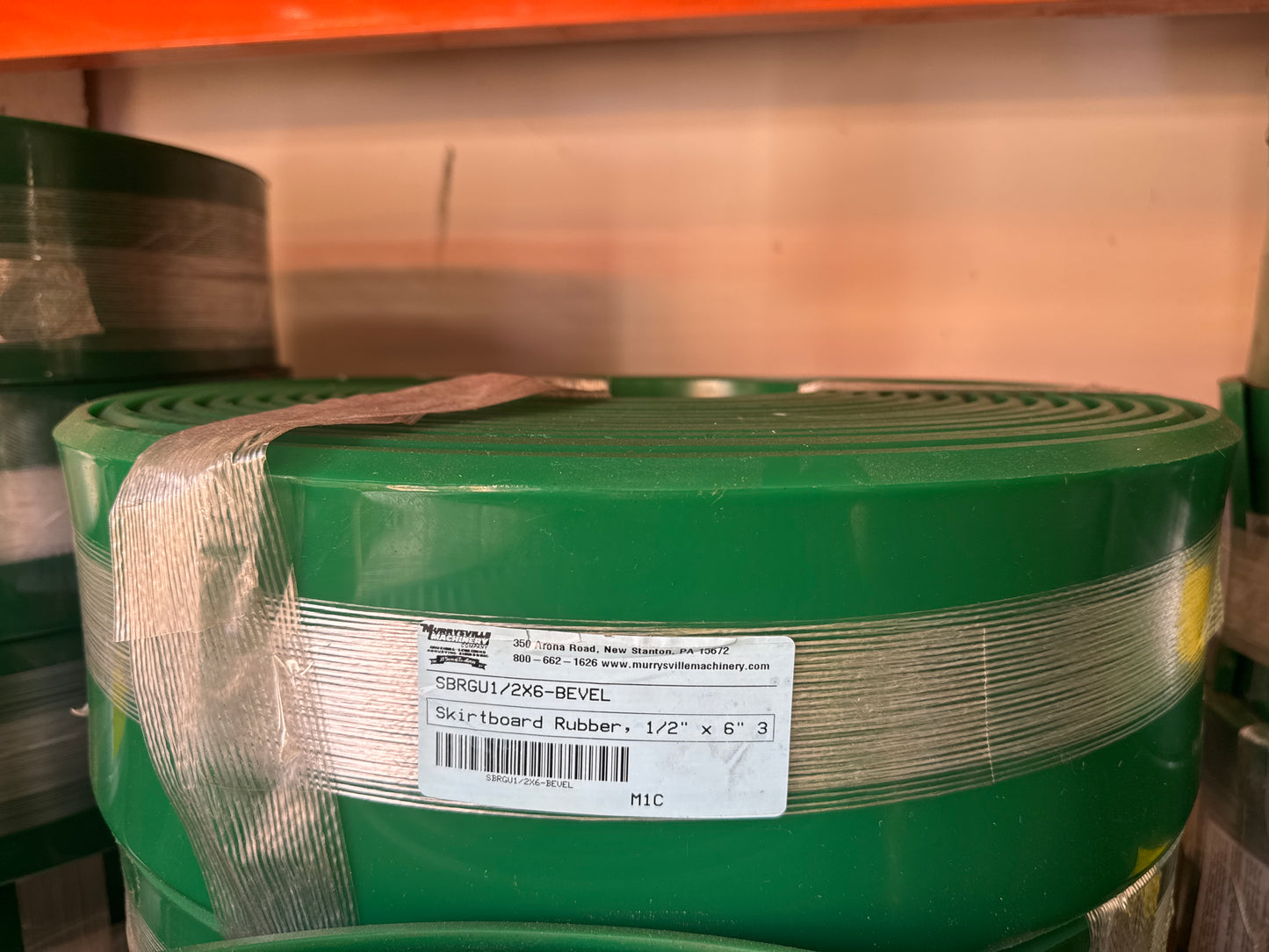 Skirtboard Rubber 1/2" x 6" Bevel - Full Roll