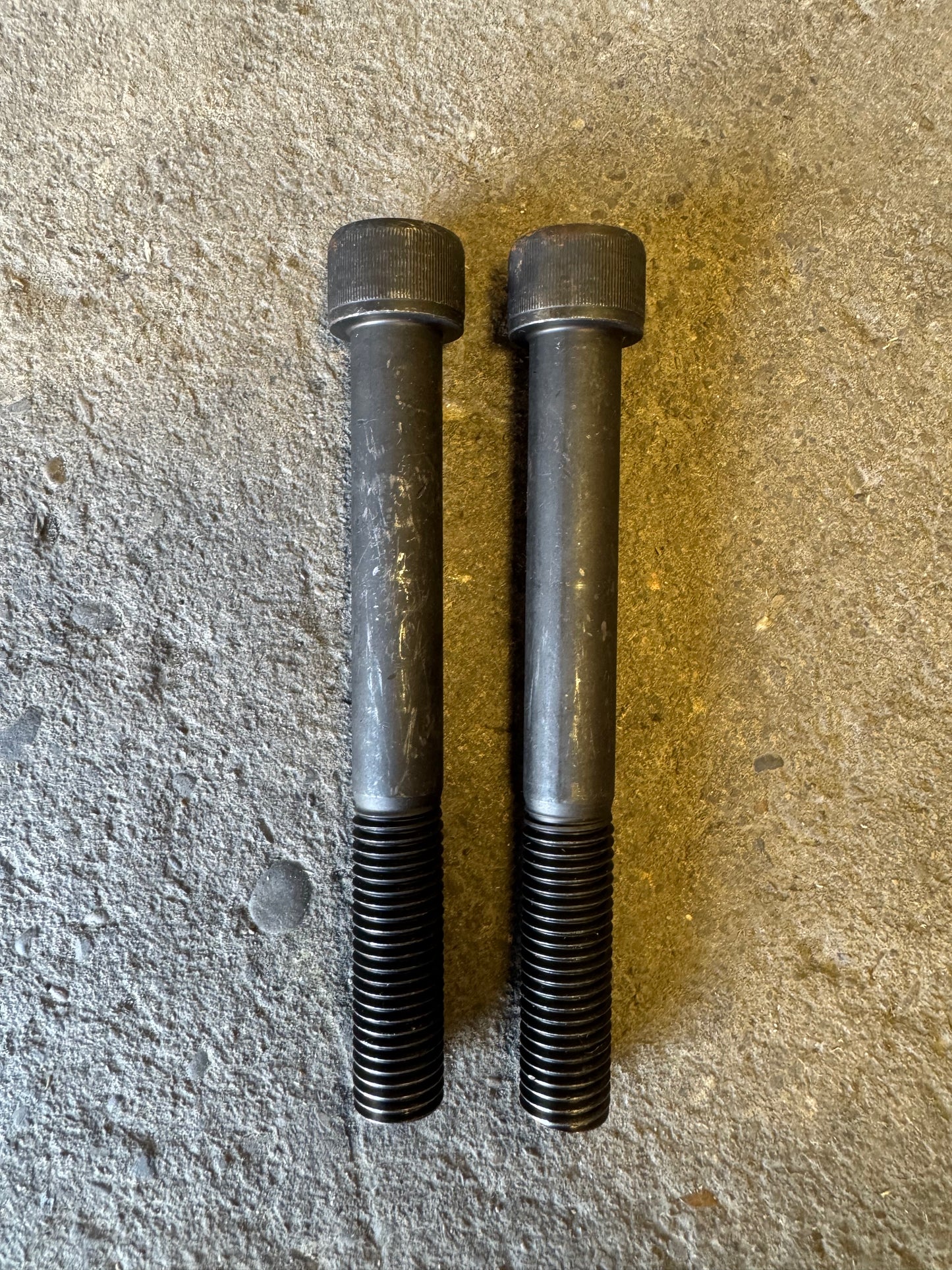 Socket Head Bolt 3/4-10 x 6 - 12 Pack