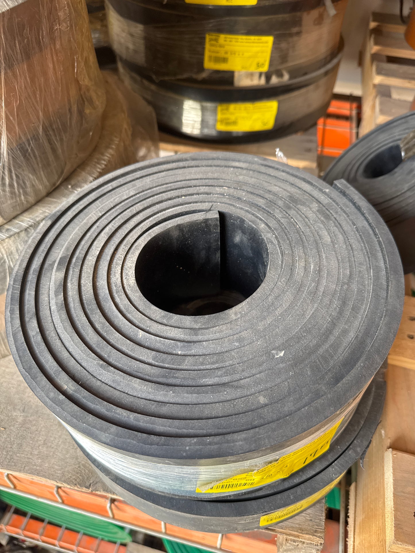 Skirtboard Rubber - 3/8" x 4" - Roll