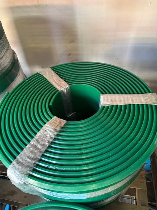 Skirtboard Rubber 1/2" x 6" Bevel - Full Roll